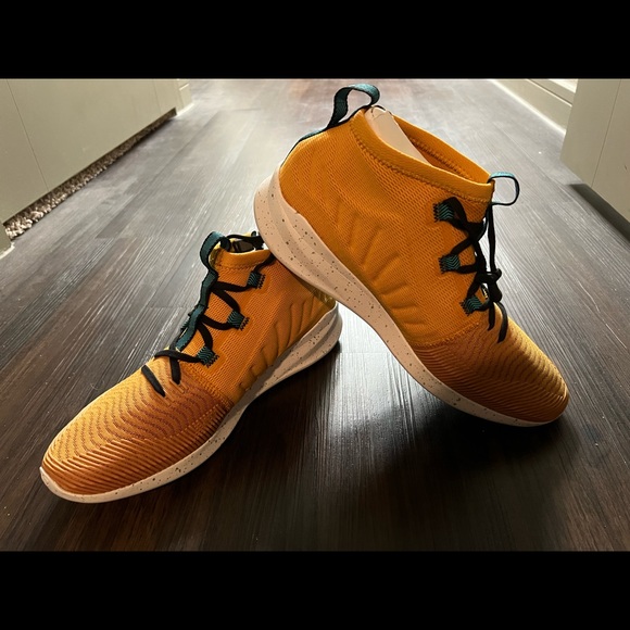 New balance Mens cypher run mid tops - Picture 3 of 6